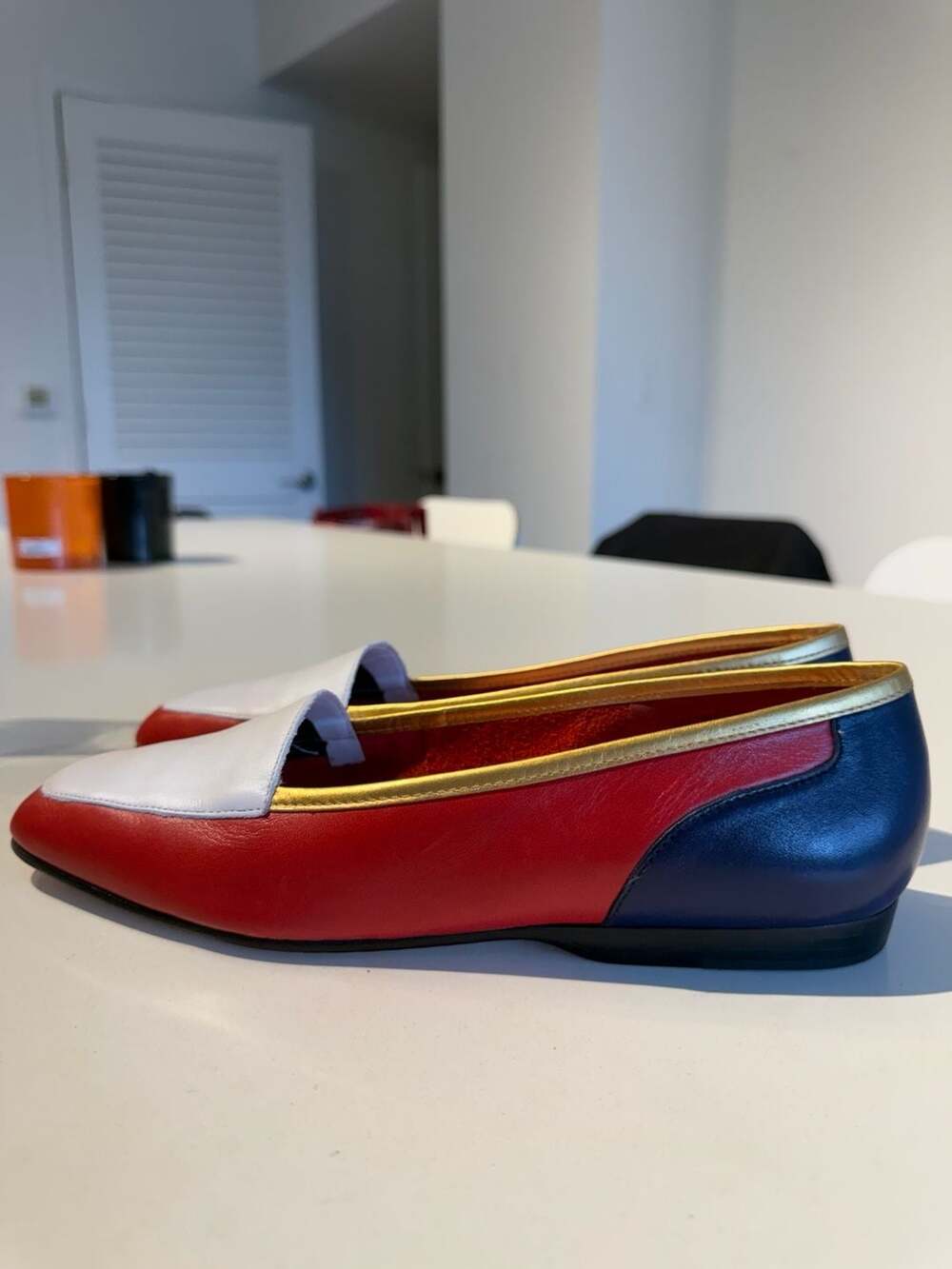 BRAND NEW Vntg Enzo Angiolini Womens Size 8.5 Shoes Red Navy & Gold Leather Loaf